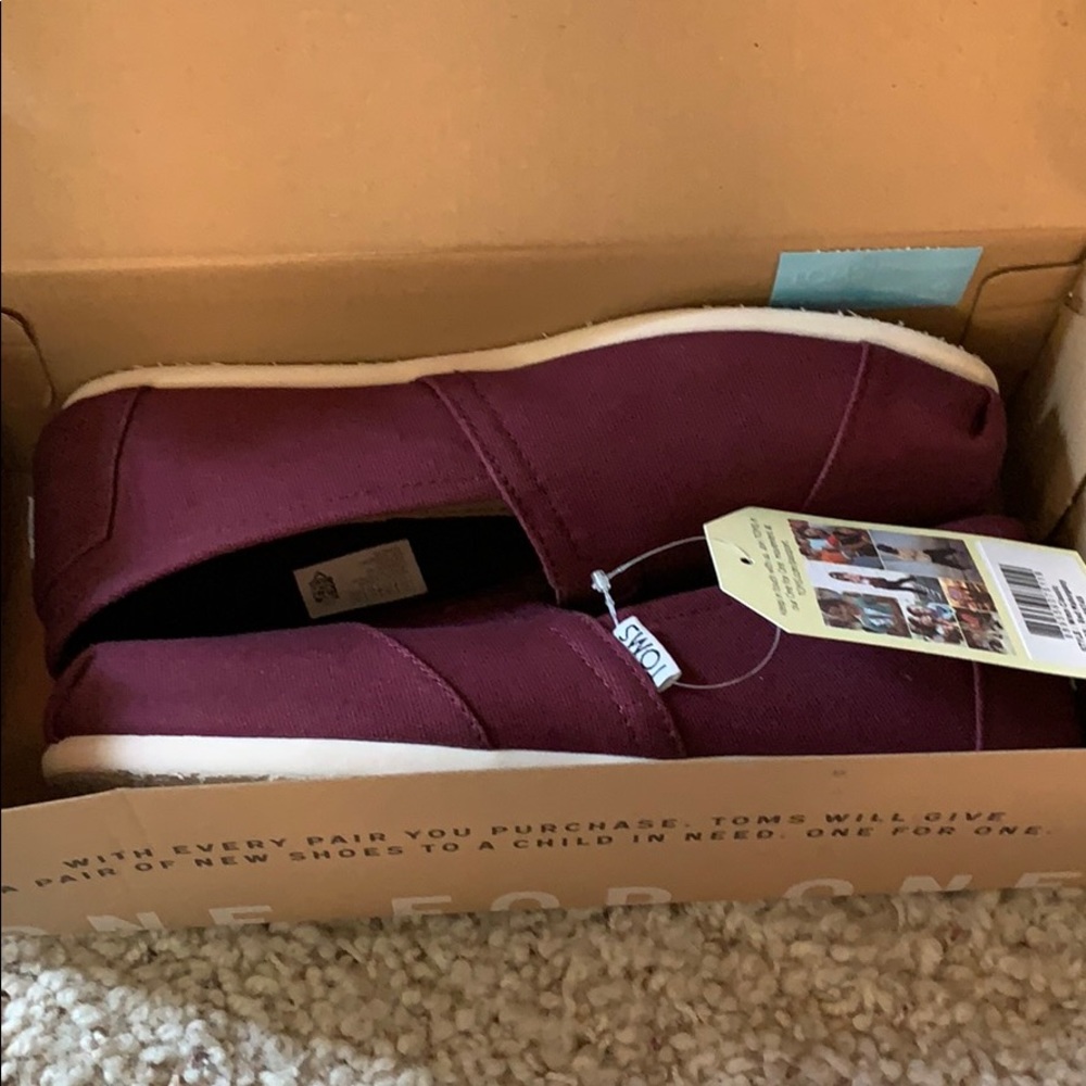 TOMS Maroon shoes